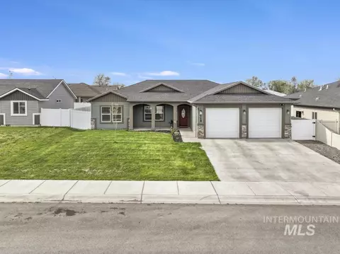 Exterior - 719 E Avenue J, Jerome, ID 83338 photo 7 of 12