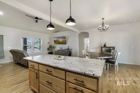 Kitchen - 719 E Avenue J, Jerome, ID 83338 photo 1 of 6