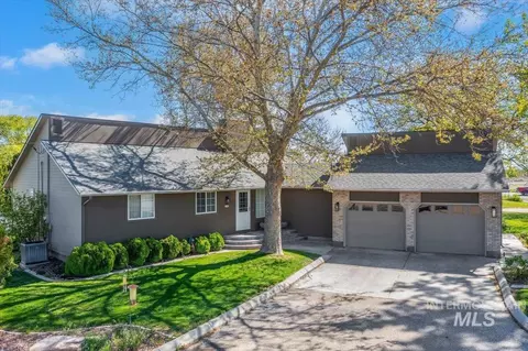 116 Fay Ln, Nampa, ID 83686