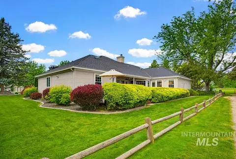 Exterior - 792 N Nicklaus Ln, Eagle, ID 83616 photo 6 of 6