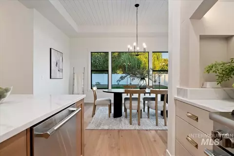 Dining - 196 N Timber Wolf Pl, Eagle, ID 83616 photo 1 of 2