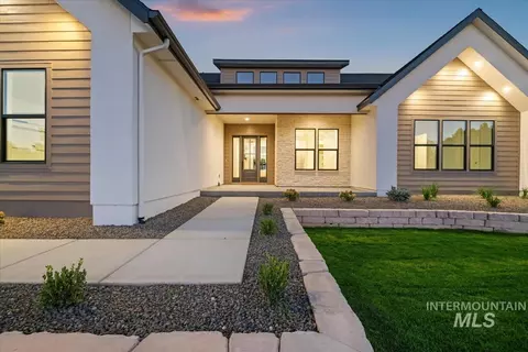 Exterior - 196 N Timber Wolf Pl, Eagle, ID 83616 photo 8 of 8