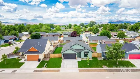 View/Area - 1075 W 10th St, Weiser, ID 83672 photo 1 of 2