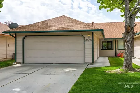 6859 W Russett St, Boise, ID 83704