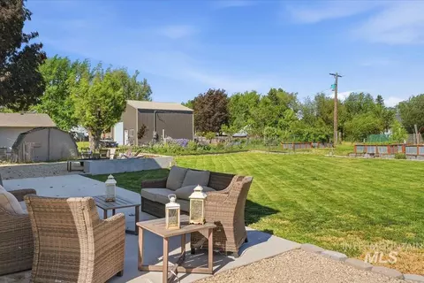Exterior - 660 3rd St, Notus, ID 83656 photo 4 of 9