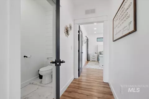 Entry Way - 660 3rd St, Notus, ID 83656 photo 3 of 5