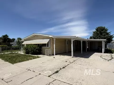 19 S Rose Cir, Meridian, ID 83642