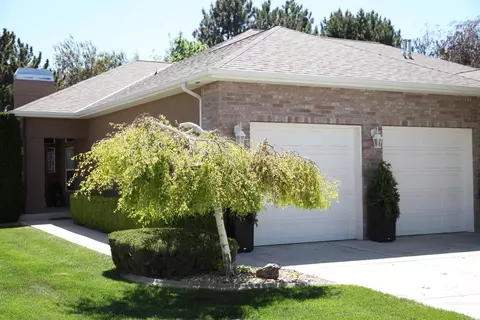 676 Riverview Dr, Twin Falls, ID 83301