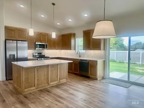 Kitchen - 507 Eclipse Dr, Twin Falls, ID 83301 photo 1 of 4