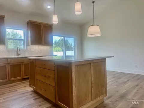 Kitchen - 507 Eclipse Dr, Twin Falls, ID 83301 photo 2 of 4