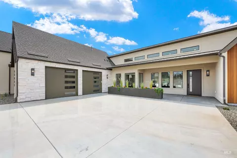 Exterior - 24821 Ardmore Ct, Caldwell, ID 83607 photo 3 of 4