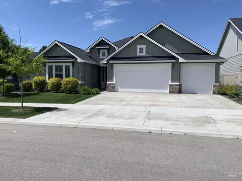 11462 W Heliopsis Dr, Star, ID 83669