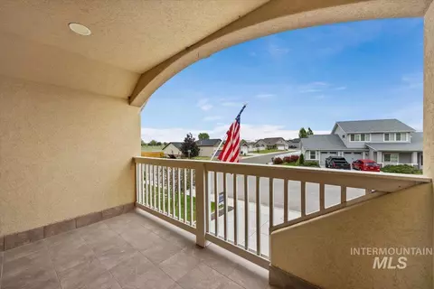 Exterior - 609 Glen Eagle Dr, Jerome, ID 83338 photo 3 of 5