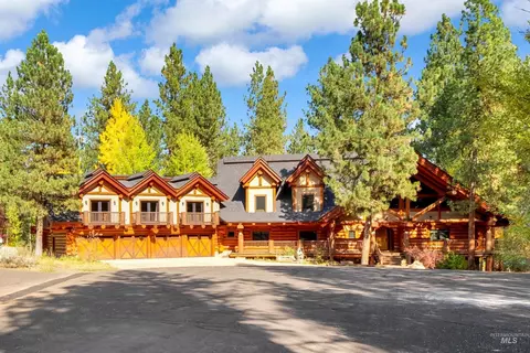 2732 Casper Ct, New Meadows, ID 83654