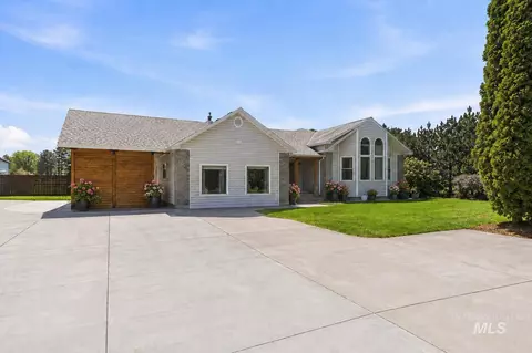 2926 Sunset Strip, Mountain Home, ID 83647