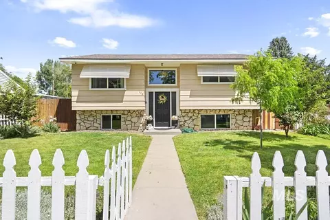 113 E Montana Ave, Homedale, ID 83628