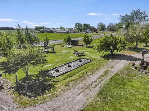 Exterior - 1617 9th Ave E, Gooding, ID 83330 photo 1 of 22