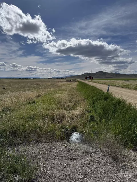 217 W 300 N, Fairfield, ID 83327