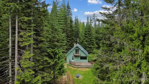4715 Freeman Creek Rd, Lenore, ID 83541