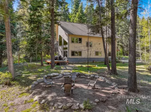 31 Eagle Trl, Donnelly, ID 83615