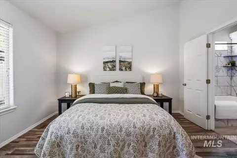 Bedroom - 802 N Echohawk Way, Eagle, ID 83616 photo 2 of 5