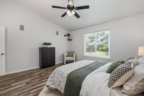 Bedroom - 802 N Echohawk Way, Eagle, ID 83616 photo 5 of 5