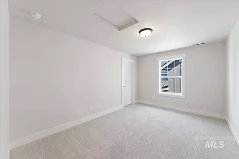 Bedroom - 150 N Edgewood Ln, Eagle, ID 83616 photo 1 of 4