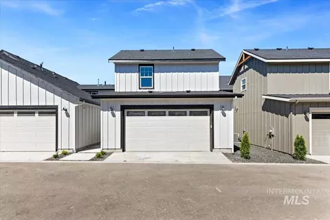 Exterior - 150 N Edgewood Ln, Eagle, ID 83616 photo 3 of 3