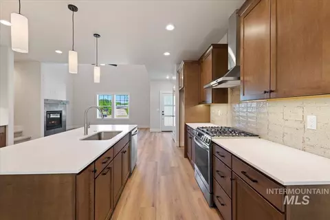 Kitchen - 150 N Edgewood Ln, Eagle, ID 83616 photo 1 of 2