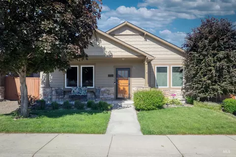 7733 N Abe Ave, Garden City, ID 83714