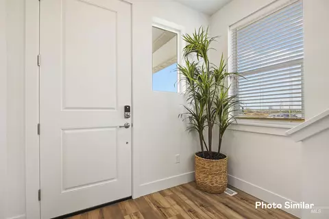 Entry Way - 8201 W White Willow St, Eagle, ID 83616 photo 2 of 3