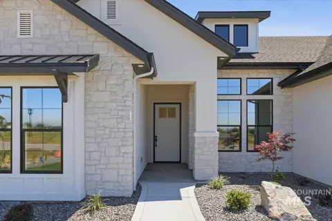7621 E Midberry Ct, Nampa, ID 83687