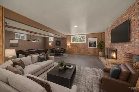 Living - 748 Pringle Rd, Weiser, ID 83672 photo 3 of 5