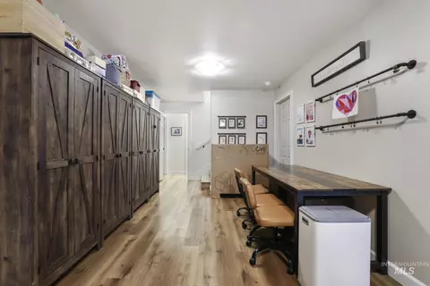 Entry Way - 208 Diamond Dr, Kimberly, ID 83341 photo 1 of 1