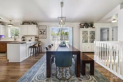 Dining - 208 Diamond Dr, Kimberly, ID 83341 photo 2 of 2