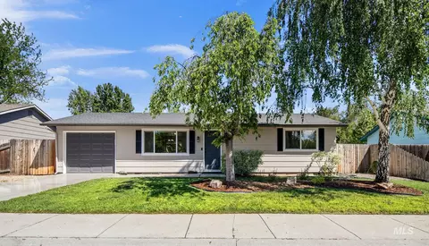 9538 W Albany Dr, Boise, ID 83704