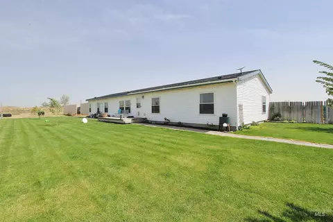 10289 W Desert Duck Ave, Mountain Home, ID 83647