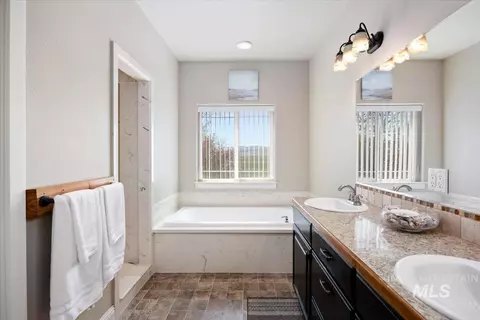 Bath - 4150 E 3200 S, Hansen, ID 83334 photo 1 of 4