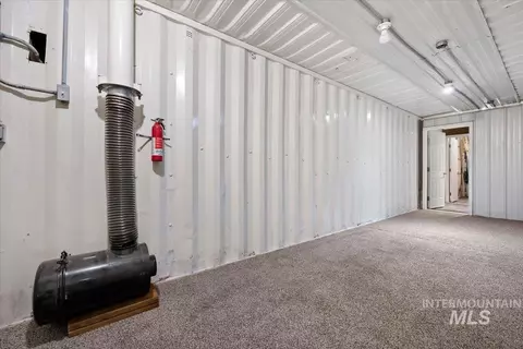 Entry Way - 4150 E 3200 S, Hansen, ID 83334 photo 1 of 1