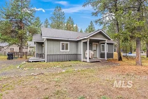 458 Smitty Ave, Mccall, ID 83638