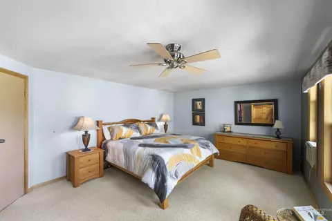 Bedroom - 108 Gardner Pl, Cascade, ID 83611 photo 3 of 4