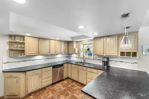 Kitchen - 108 Gardner Pl, Cascade, ID 83611 photo 1 of 3