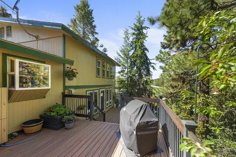 Exterior - 108 Gardner Pl, Cascade, ID 83611 photo 8 of 11
