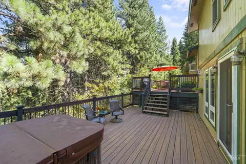 Exterior - 108 Gardner Pl, Cascade, ID 83611 photo 6 of 11