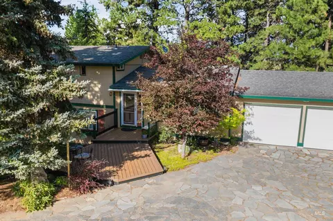 Exterior - 108 Gardner Pl, Cascade, ID 83611 photo 10 of 11