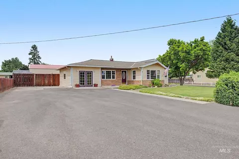 3314 6th St, Lewiston, ID 83501