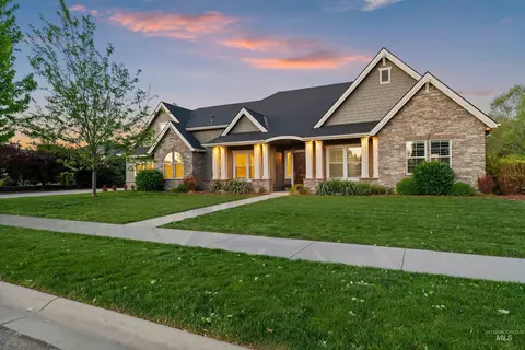 Exterior - 1102 N Lionbridge Ave, Eagle, ID 83616 photo 13 of 13