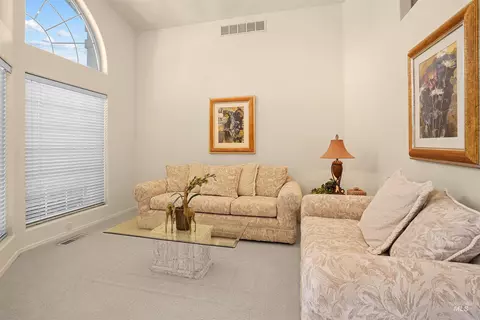 Living - 4 Granada Pl, Burley, ID 83318 photo 1 of 2