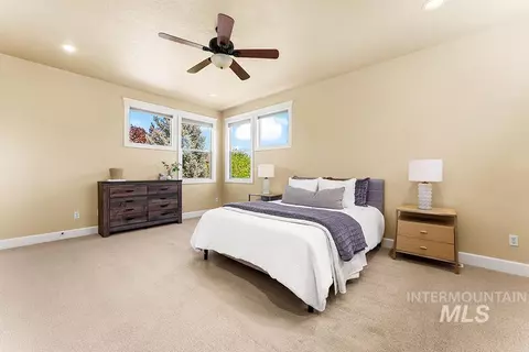 Bedroom - 2148 S Links Pl, Eagle, ID 83616 photo 3 of 4