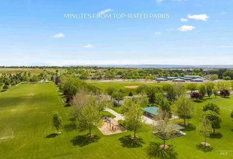 View/Area - 2148 S Links Pl, Eagle, ID 83616 photo 4 of 4